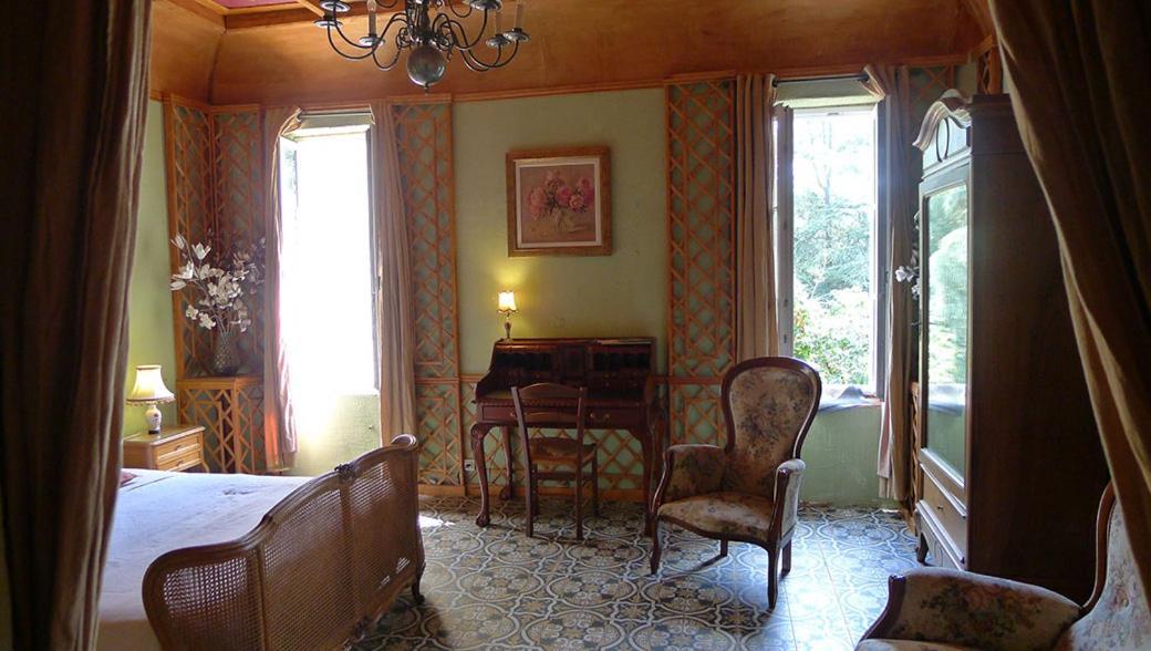 Le Manoir Villa Tarare Habitación foto